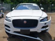 ✅ 2018 Jaguar F-Pace 30t Prestige • VIN: SADCK2GX8JA293393 • Lot: 42476970. Listed on IAAI with 52,917 mi. Free auction sales archive from the USA and detailed vehicle history report at DreamBid. Image 12.