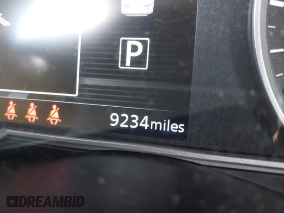 ✅ 2024 Nissan Versa SV • VIN: 3N1CN8EV3RL906633 • Лот: 43182678. Опубликован ранее на IAAI с пробегом 9 234 миль. Бесплатный доступ к архиву аукционных продаж из США и подробный отчёт об истории автомобиля на DreamBid. Изображение 15.