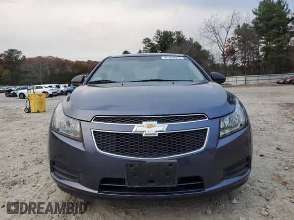 2014 Chevrolet Cruze LS z VIN 1G1PA5SG3E7205435, wystawiony jako Copart lot #91426375 z przebiegiem 123 215 mil mil oraz Czysty tytuł • Clean title. Historia ofert i sprzedaży dostępna na DreamBid. Obrazek 5.