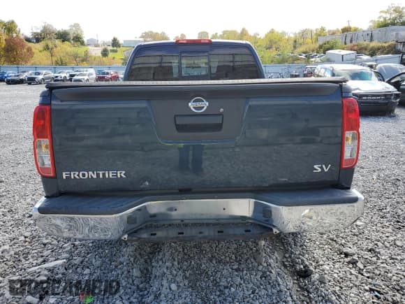 ✅ 2018 Nissan Frontier SV • VIN: 1N6BD0CT5JN732032 • Lot: 90230555. Wystawiony na Copart z przebiegiem 86 411 mil. Bezpłatny archiwum sprzedaży aukcyjnych z USA i szczegółowy raport historii pojazdu na DreamBid. Zdjęcie 6.