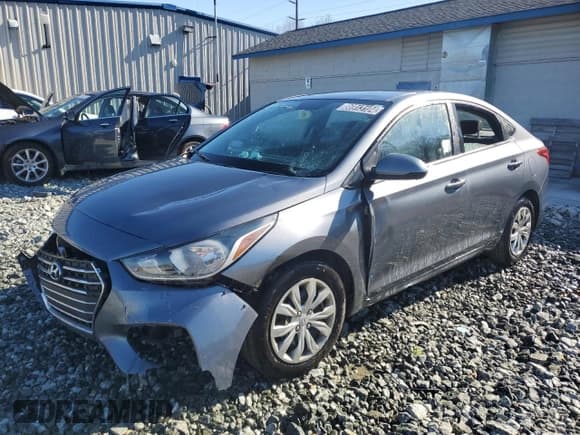 ✅ 2020 Hyundai Accent SE • VIN: 3KPC24A61LE103330 • Лот: 86913104. Опубликован ранее на Copart с пробегом 113 033 миль. Бесплатный доступ к архиву аукционных продаж из США и подробный отчёт об истории автомобиля на DreamBid. Изображение 1.