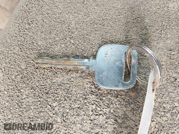 ✅ 2003 Pontiac Vibe • VIN: 5Y2SM628X3Z438012 • Lot: 41693739. Listed on IAAI with 177,128 mi. Free auction sales archive from the USA and detailed vehicle history report at DreamBid. Image 11.