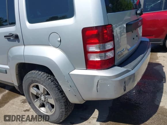 ✅ 2009 Jeep Liberty Rocky Mountain • VIN: 1J8GN28K79W501746 • Lot: 42848180. Listed on IAAI with 209,375 mi. Free auction sales archive from the USA and detailed vehicle history report at DreamBid. Image 6.