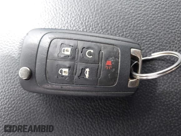 ✅ 2018 Chevrolet Impala LT • VIN: 2G1105S33J9102790 • Lot: 43549619. Wystawiony na IAAI z przebiegiem 24 924 mil. Bezpłatny archiwum sprzedaży aukcyjnych z USA i szczegółowy raport historii pojazdu na DreamBid. Zdjęcie 11.