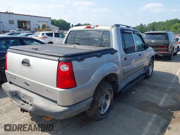 ✅ 2004 Ford Explorer Sport Trac XLS • VIN: 1FMZU67K64UA90304 • Лот: 42429791. Опубликован ранее на IAAI с пробегом Не указан. Бесплатный доступ к архиву аукционных продаж из США и подробный отчёт об истории автомобиля на DreamBid. Изображение 4.