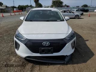 ✅ 2017 Hyundai Ioniq SEL • VIN: KMHC75LC2HU057523 • Lot: 64450864. Wystawiony na Copart z przebiegiem 49 733 mil. Bezpłatny archiwum sprzedaży aukcyjnych z USA i szczegółowy raport historii pojazdu na DreamBid. Zdjęcie 5.