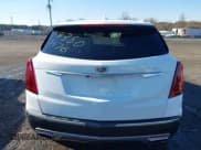 ✅ 2020 Cadillac XT5 Premium Luxury FWD • VIN: 1GYKNCR45LZ151489 • Lot: 43805576. Wystawiony na IAAI z przebiegiem 91 791 mil. Bezpłatny archiwum sprzedaży aukcyjnych z USA i szczegółowy raport historii pojazdu na DreamBid. Zdjęcie 16.