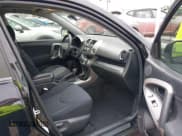 ✅ 2007 Toyota RAV4 Sport • VIN: JTMZD32V476049117 • Lot: 42366147. Listed on IAAI with 214,619 mi. Free auction sales archive from the USA and detailed vehicle history report at DreamBid. Image 5.