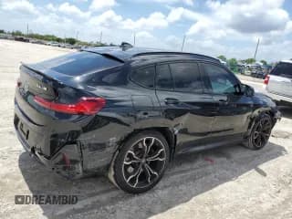 ✅ 2022 BMW X4 M • VIN: 5YM23EC06N9J91068 • Lot: 60110194. Wystawiony na Copart z przebiegiem 25 358 mil. Bezpłatny archiwum sprzedaży aukcyjnych z USA i szczegółowy raport historii pojazdu na DreamBid. Zdjęcie 3.