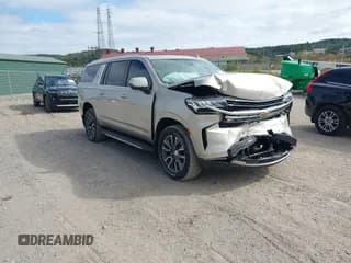 ✅ 2021 Chevrolet Suburban LT • VIN: 1GNSKCKD6MR488612 • Lot: 43438390. Listed on IAAI with 106,500 mi. Free auction sales archive from the USA and detailed vehicle history report at DreamBid. Image 1.