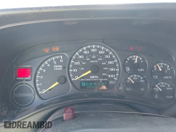 ✅ 2001 Chevrolet Silverado 1500 LS • VIN: 2GCEC19W611212627 • Lot: 43626761. Listed on IAAI with 329,401 mi. Free auction sales archive from the USA and detailed vehicle history report at DreamBid. Image 7.