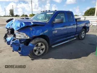 2018 Ram 1500 Express z VIN 1C6RR6FG2JS325623, wystawiony jako Copart lot #90256755 z przebiegiem 125 128 mil mil oraz Czysty tytuł • Clean title. Historia ofert i sprzedaży dostępna na DreamBid. Obrazek 1.