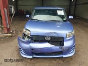 ✅ 2010 Scion xB • VIN: JTLZE4FEXA1111979 • Lot: 42606563. Wystawiony na IAAI z przebiegiem 177 625 mil. Bezpłatny archiwum sprzedaży aukcyjnych z USA i szczegółowy raport historii pojazdu na DreamBid. Zdjęcie 6.