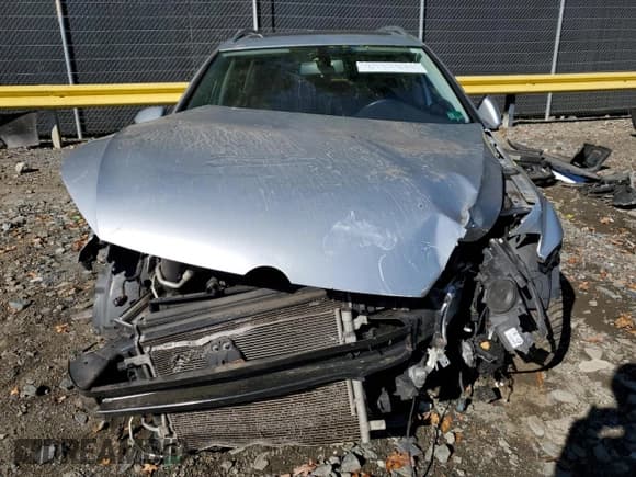 ✅ 2015 Volkswagen Golf S • VIN: 3VWFA7AU2FM508653 • Lot: 87378235. Wystawiony na Copart z przebiegiem 137 890 mil. Bezpłatny archiwum sprzedaży aukcyjnych z USA i szczegółowy raport historii pojazdu na DreamBid. Zdjęcie 5.