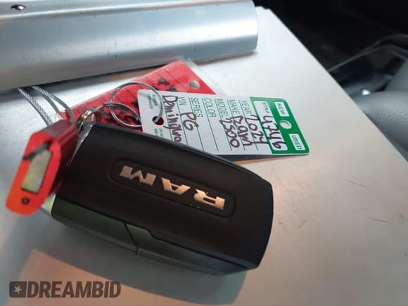 ✅ 2024 Ram 2500 Tradesman • VIN: 3C6UR5CJ4RG267621 • Lot: 42442525. Wystawiony na IAAI z przebiegiem 9 929 mil. Bezpłatny archiwum sprzedaży aukcyjnych z USA i szczegółowy raport historii pojazdu na DreamBid. Zdjęcie 11.
