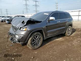 2018 Jeep Grand Cherokee Limited z VIN 1C4RJEBG9JC339450, wystawiony jako Copart lot #59428385 z przebiegiem 82 315 mil mil oraz Szkoda całkowita • Salvage title. Historia ofert i sprzedaży dostępna na DreamBid. Obrazek 1.