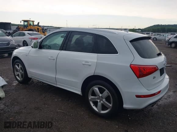 ✅ 2012 Audi Q5 Premium Plus • VIN: WA1DKAFP7CA024388 • Lot: 42514280. Wystawiony na IAAI z przebiegiem 138 605 mil. Bezpłatny archiwum sprzedaży aukcyjnych z USA i szczegółowy raport historii pojazdu na DreamBid. Zdjęcie 14.