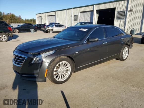 ✅ 2016 Cadillac CT6 RWD • VIN: 1G6KA5RX8GU166968 • Lot: 81972264. Wystawiony na Copart z przebiegiem 120 147 mil. Bezpłatny archiwum sprzedaży aukcyjnych z USA i szczegółowy raport historii pojazdu na DreamBid. Zdjęcie 1.