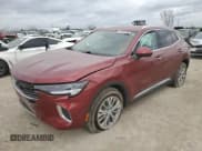 ✅ 2023 Buick Envision Preferred • VIN: LRBFZMR45PD194118 • Лот: 50801275. Опубликован ранее на Copart с пробегом 937 миль. Бесплатный доступ к архиву аукционных продаж из США и подробный отчёт об истории автомобиля на DreamBid. Изображение 1.