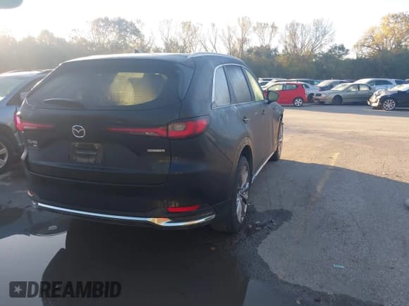 ✅ 2024 Mazda CX-90 Premium • VIN: JM3KKDHD3R1162074 • Лот: 43586071. Опубликован ранее на IAAI с пробегом 36 321 миль. Бесплатный доступ к архиву аукционных продаж из США и подробный отчёт об истории автомобиля на DreamBid. Изображение 4.
