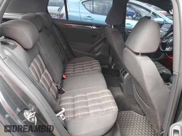 ✅ 2010 Volkswagen Golf GTI • VIN: WVWGV7AJ9AW111662 • Lot: 67536774. Listed on Copart with 141,916 mi. Free auction sales archive from the USA and detailed vehicle history report at DreamBid. Image 10.