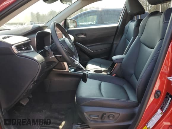 ✅ 2024 Toyota Corolla Cross XLE • VIN: 7MUDAABG0RV087879 • Lot: 54299545. Listed on Copart with 11,273 mi. Free auction sales archive from the USA and detailed vehicle history report at DreamBid. Image 7.