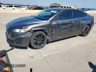 ✅ 2020 Ford Fusion SE • VIN: 3FA6P0LUXLR111072 • Лот: 82106935. Опубликован ранее на Copart с пробегом 64 633 миль. Бесплатный доступ к архиву аукционных продаж из США и подробный отчёт об истории автомобиля на DreamBid. Изображение 1.