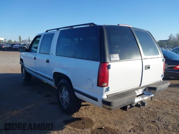 ✅ 1995 Chevrolet Suburban • VIN: 1GNFK16K1SJ454796 • Лот: 43668031. Опубликован ранее на IAAI с пробегом 212 637 миль. Бесплатный доступ к архиву аукционных продаж из США и подробный отчёт об истории автомобиля на DreamBid. Изображение 6.
