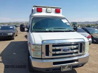 ✅ 2014 Ford Econoline Cargo Commercial • VIN: 1FDSS3EL7EDB15195 • Лот: 42998343. Опубликован ранее на IAAI с пробегом 399 495 миль. Бесплатный доступ к архиву аукционных продаж из США и подробный отчёт об истории автомобиля на DreamBid. Изображение 1.