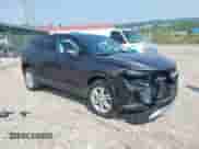 2021 Chevrolet Blazer LT z VIN 3GNKBHR40MS566821, wystawiony jako IAAI lot #42769208 z przebiegiem 31 904 mil mil oraz . Historia ofert i sprzedaży dostępna na DreamBid. Obrazek 1.
