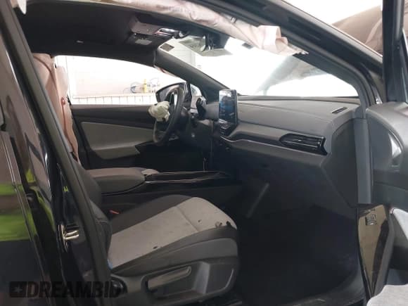 ✅ 2023 Volkswagen ID.4 Pro • VIN: 1V2DNPE81PC049340 • Lot: 43378044. Wystawiony na IAAI z przebiegiem 20 551 mil. Bezpłatny archiwum sprzedaży aukcyjnych z USA i szczegółowy raport historii pojazdu na DreamBid. Zdjęcie 5.