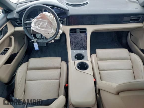 ✅ 2022 Porsche Taycan 4S • VIN: WP0AB2Y19NSA45301 • Lot: 93955035. Wystawiony na Copart z przebiegiem Nie podano. Bezpłatny archiwum sprzedaży aukcyjnych z USA i szczegółowy raport historii pojazdu na DreamBid. Zdjęcie 8.