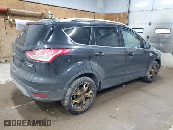 ✅ 2013 Ford Escape Titanium • VIN: 1FMCU9J96DUA81910 • Lot: 93270675. Listed on Copart with 232,163 mi. Free auction sales archive from the USA and detailed vehicle history report at DreamBid. Image 3.