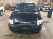 ✅ 2007 Chrysler Town & Country Touring • VIN: 2A4GP54LX7R207730 • Лот: 42080652. Опубликован ранее на IAAI с пробегом 189 864 миль. Бесплатный доступ к архиву аукционных продаж из США и подробный отчёт об истории автомобиля на DreamBid. Изображение 6.