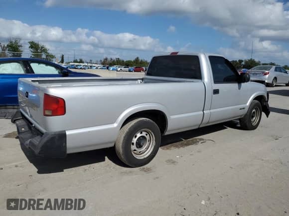 1997 Chevrolet S-10 с VIN 1GCCS14X5VK200713, выставлен на аукционе Copart как лот 79446444 с пробегом 183 308 миль миль и Списание • Salvage title. История ставок и продаж доступна на DreamBid. Изображение 3.