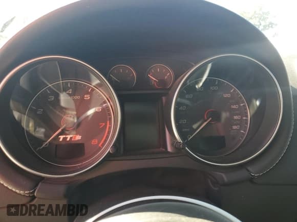 ✅ 2014 Audi TTS 2.0T • VIN: TRUS1AFK9E1005905 • Лот: 76631054. Опубликован ранее на Copart с пробегом Не указан. Бесплатный доступ к архиву аукционных продаж из США и подробный отчёт об истории автомобиля на DreamBid. Изображение 9.