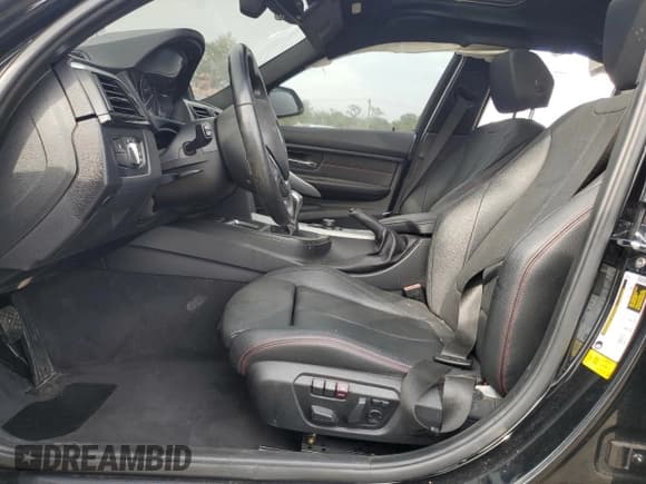 ✅ 2012 BMW 3 Series 335i • VIN: WBA3A9G52CNN73034 • Лот: 80995815. Опубликован ранее на Copart с пробегом 91 159 миль. Бесплатный доступ к архиву аукционных продаж из США и подробный отчёт об истории автомобиля на DreamBid. Изображение 7.