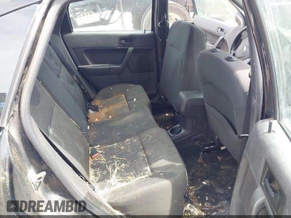 ✅ 2009 Ford Focus SE • VIN: 1FAHP35N29W269024 • Лот: 42196337. Опубликован ранее на IAAI с пробегом Не указан. Бесплатный доступ к архиву аукционных продаж из США и подробный отчёт об истории автомобиля на DreamBid. Изображение 8.