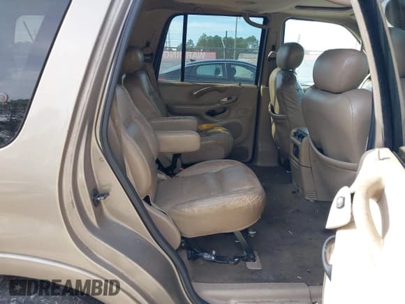 ✅ 2002 Ford Expedition Eddie Bauer • VIN: 1FMRU17W62LA27129 • Лот: 43804527. Опубликован ранее на IAAI с пробегом 238 152 миль. Бесплатный доступ к архиву аукционных продаж из США и подробный отчёт об истории автомобиля на DreamBid. Изображение 8.