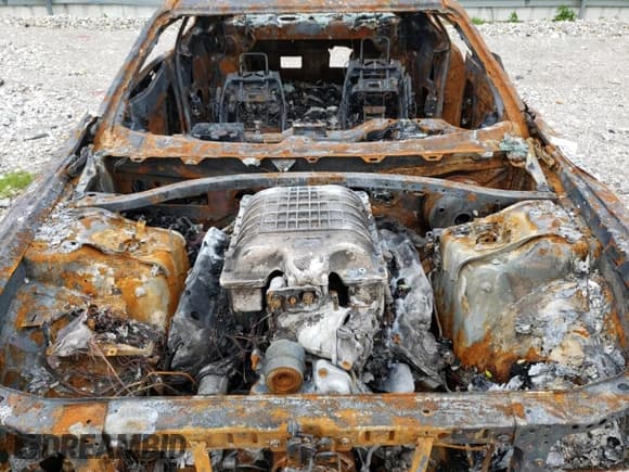 ✅ 2022 Dodge Challenger SRT Hellcat Redeye Widebody • VIN: 2C3CDZL99NH237044 • Lot: 53989174. Wystawiony na Copart z przebiegiem Nie podano. Bezpłatny archiwum sprzedaży aukcyjnych z USA i szczegółowy raport historii pojazdu na DreamBid. Zdjęcie 11.