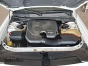 ✅ 2013 Dodge Challenger SXT • VIN: 2C3CDYAG8DH648784 • Lot: 92084445. Wystawiony na Copart z przebiegiem 106 855 mil. Bezpłatny archiwum sprzedaży aukcyjnych z USA i szczegółowy raport historii pojazdu na DreamBid. Zdjęcie 11.