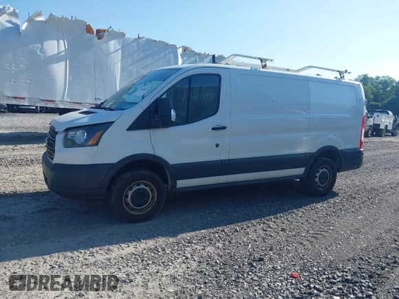 ✅ 2016 Ford Transit • VIN: 1FTYR1YG0GKA89258 • Lot: 42449118. Listed on IAAI with 147,372 mi. Free auction sales archive from the USA and detailed vehicle history report at DreamBid. Image 14.