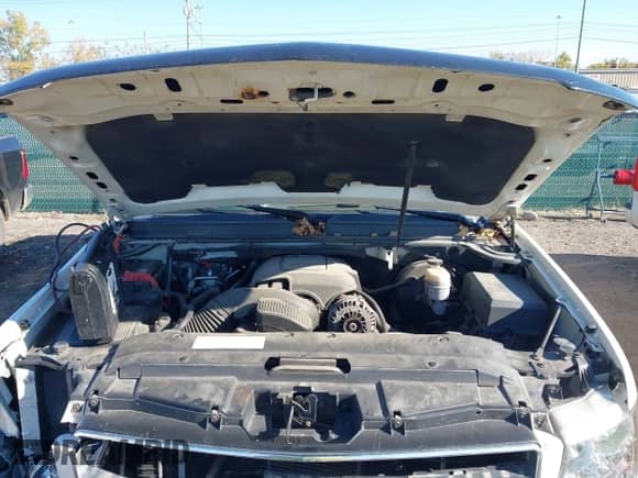 2009 Chevrolet Tahoe LTZ с VIN 1GNFK33079R281246, выставлен на аукционе IAAI как лот 43494934 с пробегом 260 230 миль миль и . История ставок и продаж доступна на DreamBid. Изображение 10.