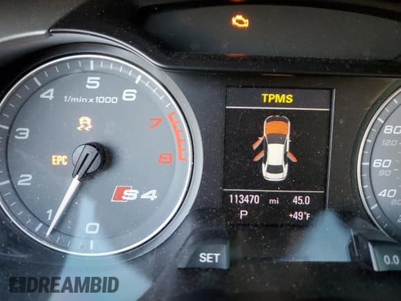 ✅ 2011 Audi S4 Prestige • VIN: WAUKGAFL0BA107118 • Lot: 87319604. Wystawiony na Copart z przebiegiem 113 470 mil. Bezpłatny archiwum sprzedaży aukcyjnych z USA i szczegółowy raport historii pojazdu na DreamBid. Zdjęcie 9.