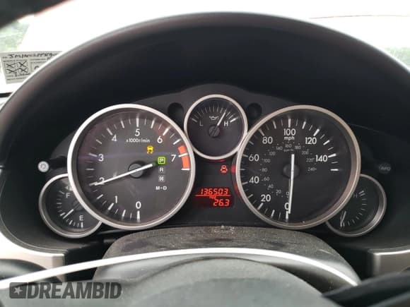 ✅ 2010 Mazda MX-5 Miata Grand Touring • VIN: JM1NC2FF8A0211579 • Lot: 62921425. Wystawiony na Copart z przebiegiem 136 503 mil. Bezpłatny archiwum sprzedaży aukcyjnych z USA i szczegółowy raport historii pojazdu na DreamBid. Zdjęcie 9.