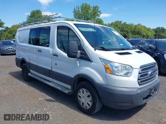 ✅ 2015 Ford Transit Cargo • VIN: 1FTNR1ZM6FKB02844 • Lot: 43031062. Listed on IAAI with 190,943 mi. Free auction sales archive from the USA and detailed vehicle history report at DreamBid. Image 17.