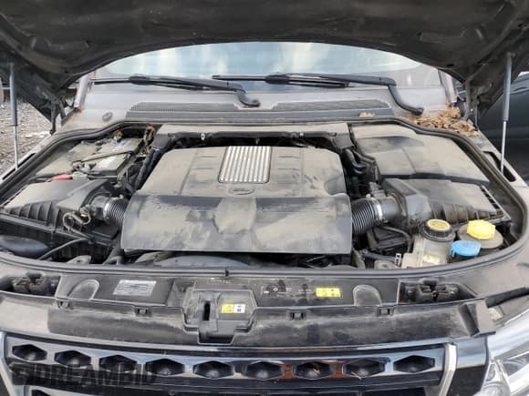 ✅ 2015 Land Rover LR4 HSE • VIN: SALAG2V65FA765631 • Lot: 86020194. Listed on Copart with 85,283 mi. Free auction sales archive from the USA and detailed vehicle history report at DreamBid. Image 12.