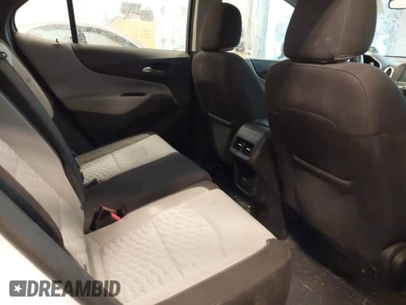 ✅ 2018 Chevrolet Equinox LS • VIN: 3GNAXHEV1JL288366 • Lot: 43399261. Wystawiony na IAAI z przebiegiem 114 640 mil mil. Skorzystaj z bezpłatnego archiwum sprzedaży aukcyjnych z USA i zobacz szczegółowy raport historii pojazdu na DreamBid. Zdjęcie 8.