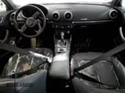 ✅ 2017 Audi A3 e-tron Sportback Premium Plus • VIN: WAUTPBFF0HA086574 • Lot: 87927745. Wystawiony na Copart z przebiegiem Nie podano. Bezpłatny archiwum sprzedaży aukcyjnych z USA i szczegółowy raport historii pojazdu na DreamBid. Zdjęcie 8.