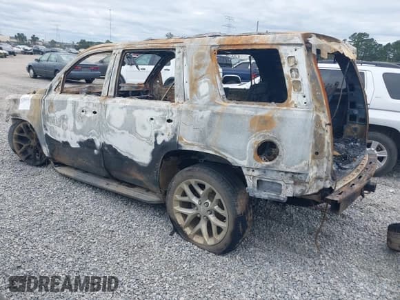 ✅ 2019 Chevrolet Tahoe LT • VIN: 1GNSKBKC5KR105032 • Lot: 43543352. Wystawiony na IAAI z przebiegiem Nie podano. Bezpłatny archiwum sprzedaży aukcyjnych z USA i szczegółowy raport historii pojazdu na DreamBid. Zdjęcie 3.
